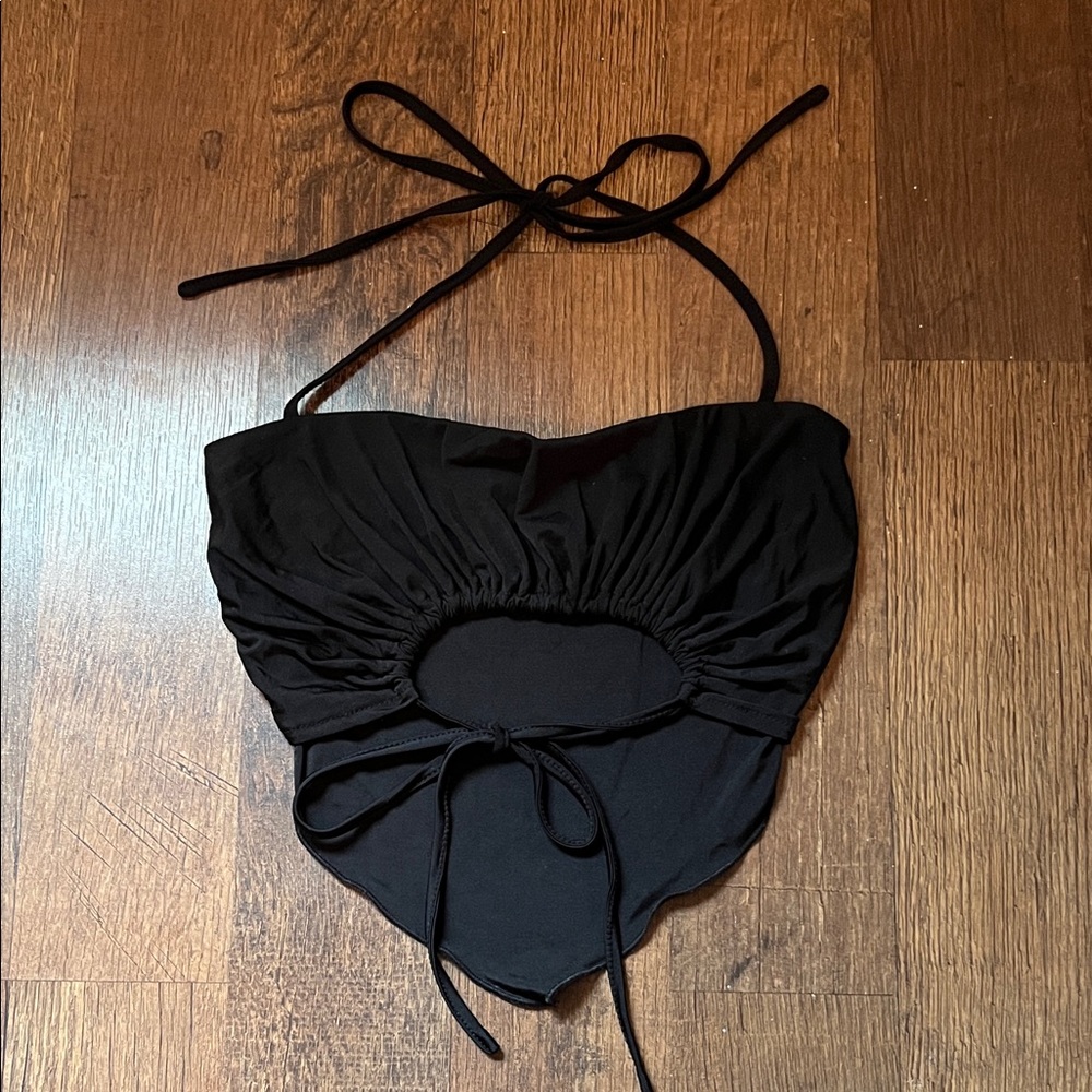 I.AM.GIA Black Crop Top